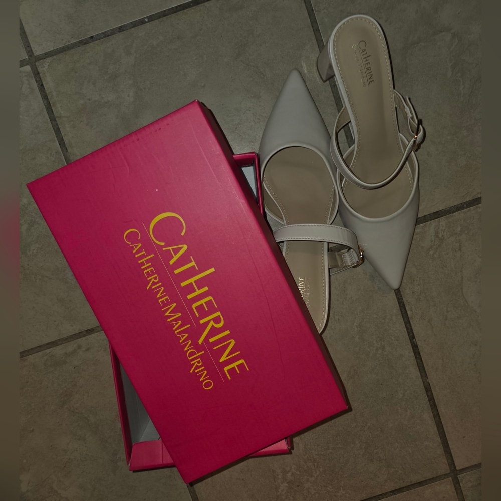 Catherine Malandrino Women's Beige Heels